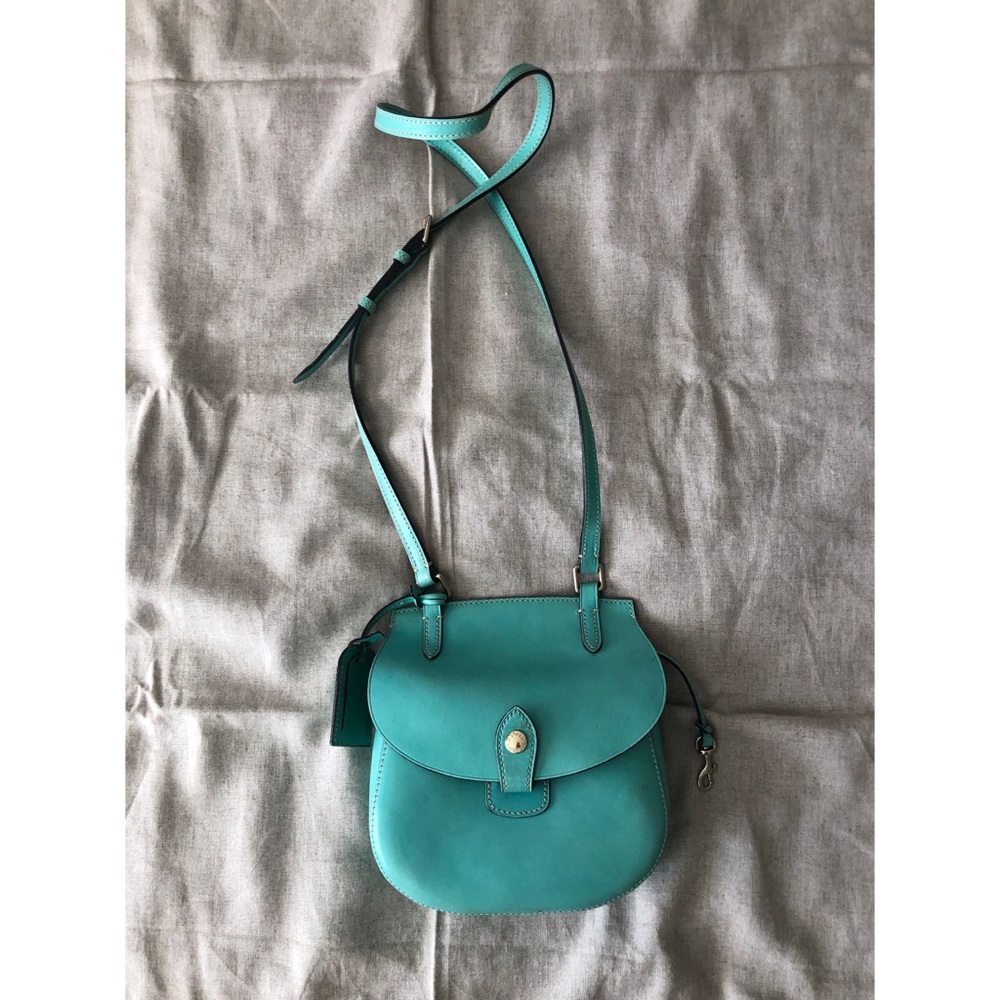 Dooney and Bourke Alto Happy Saddle Crossbody Bag